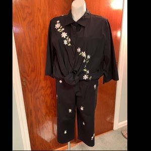 BECHAMEL WOMAN 2 PIECE CAPRI SET